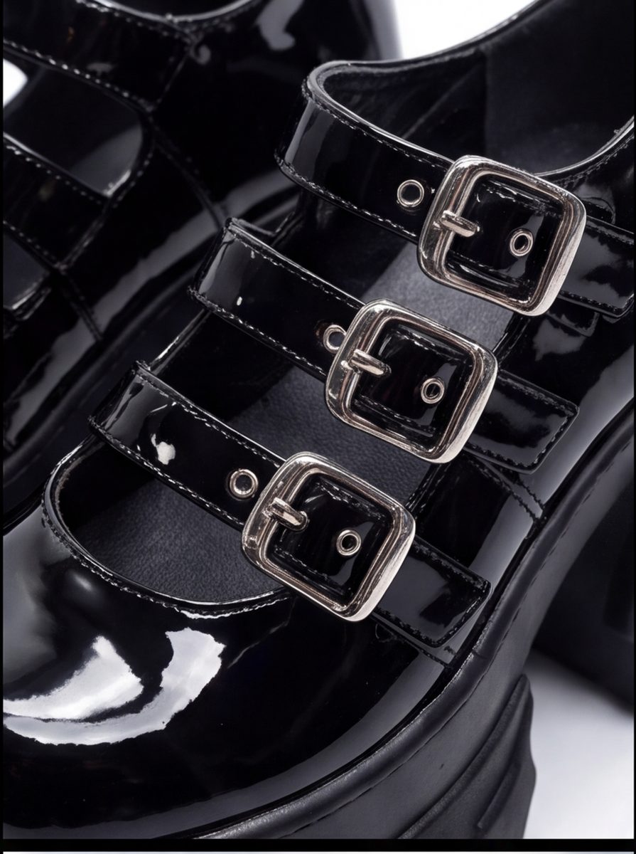 Patent Triple Strap angle 4