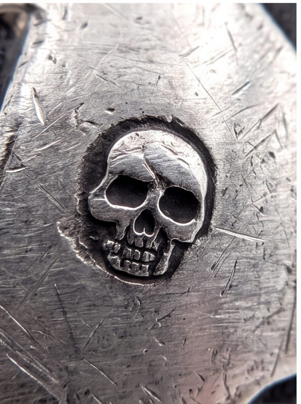 Sigil Band Ring angle 3