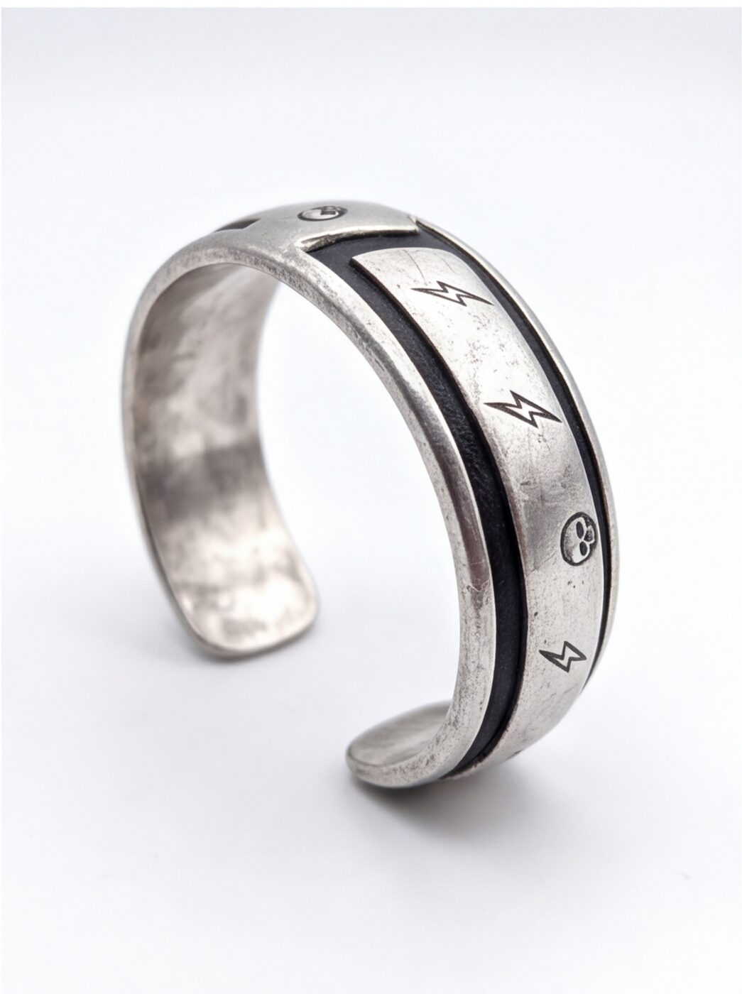 Sigil Band Ring angle 9