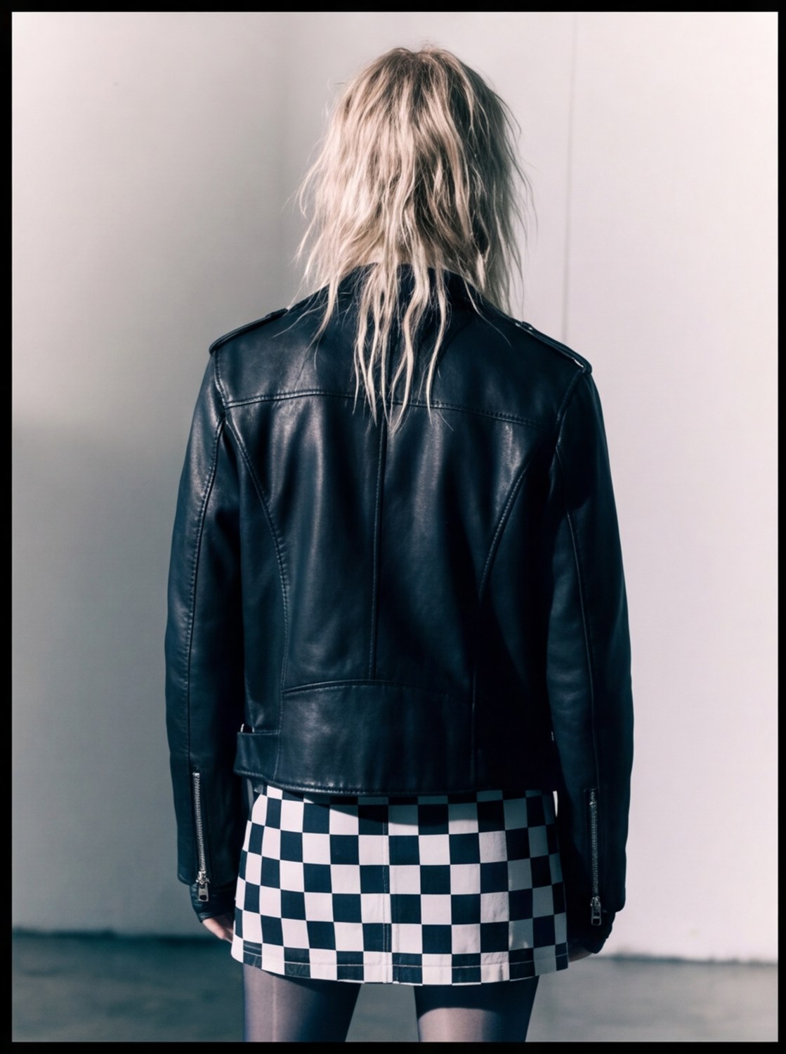 Checkerboard Mini Set angle 3