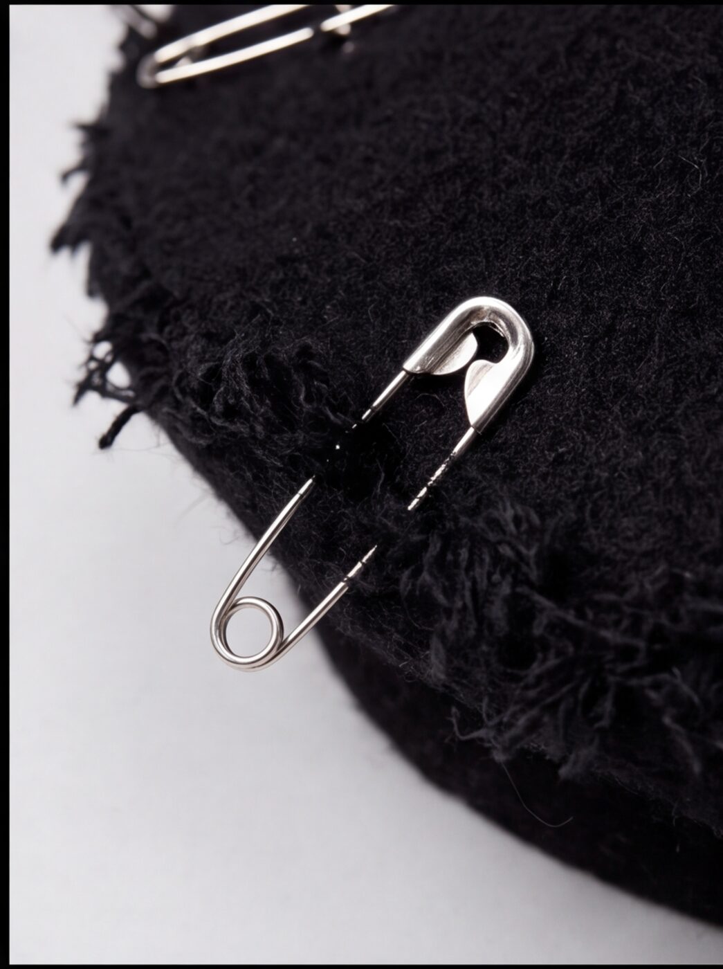 Pinned Wool Beret angle 4